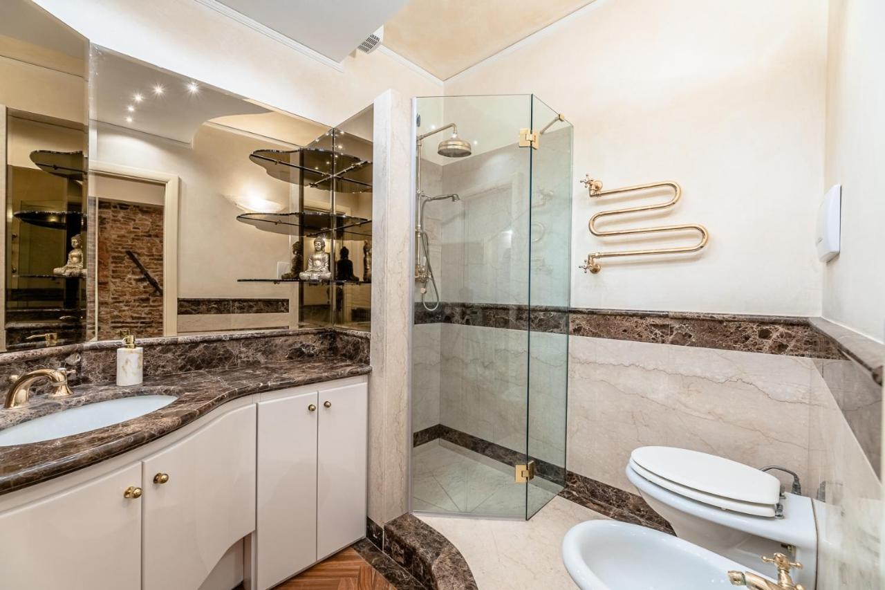 Dimora Lucrezia Apartment Savona Exterior foto